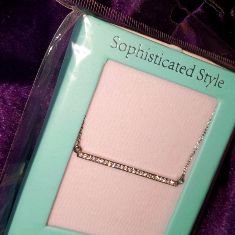 Sophisticated style swavorski necklace